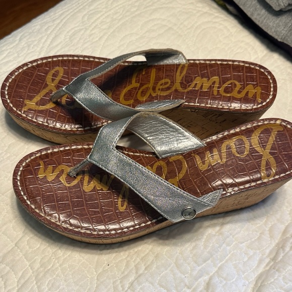 Sam Edelman Metallic Silver Wedge Sandals size 8.5 - Picture 1 of 6